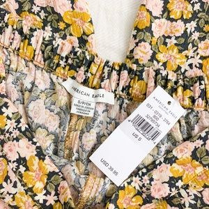 AE High-Waisted Floral Wide Leg Pants